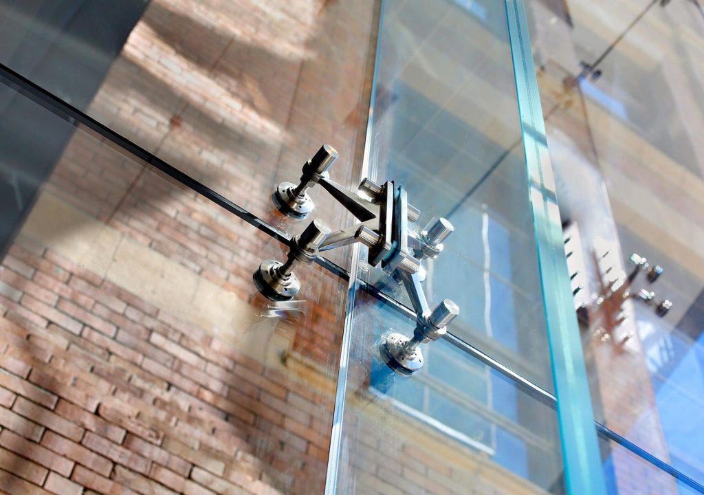 Point supported glass curtain wall DongPengBoDa Steel Pipes Group