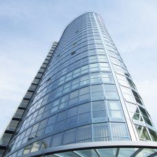 Decorative curtain wall and curtain wall fabric