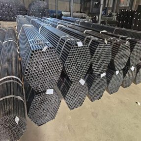 The role of steel pipe suppliers